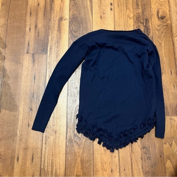 Lilly Pulitzer Ferrera Sweater True Navy Tassels Small W - Picture 6 of 6